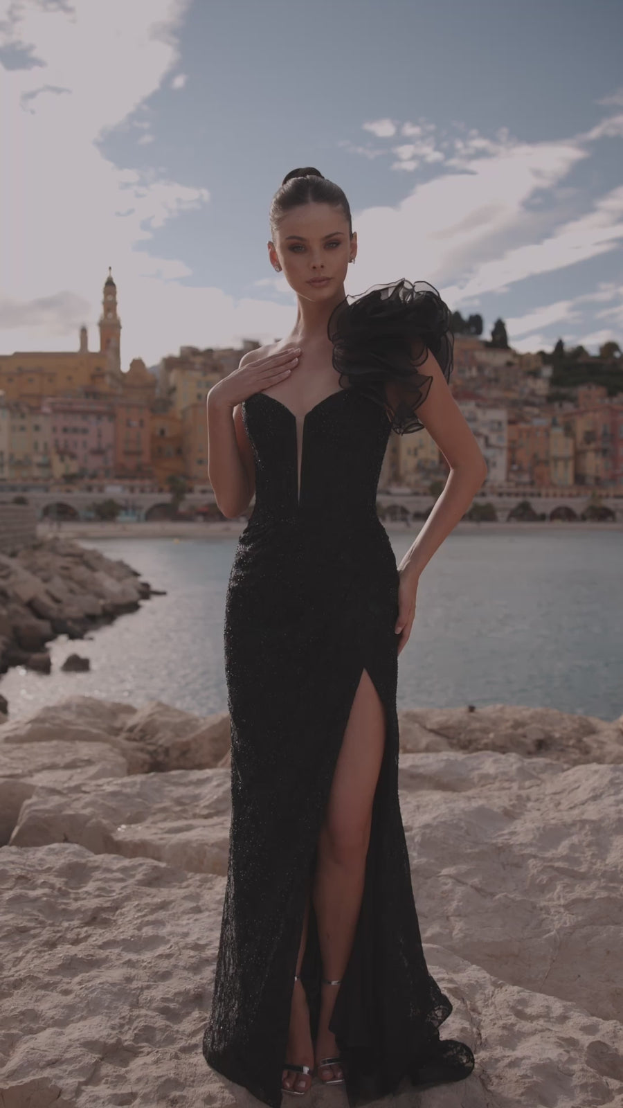 Sherri Hill style 57092 in black, Stretch Lace Gown